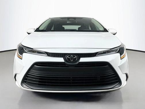 Ice 2024 Toyota Corolla LE