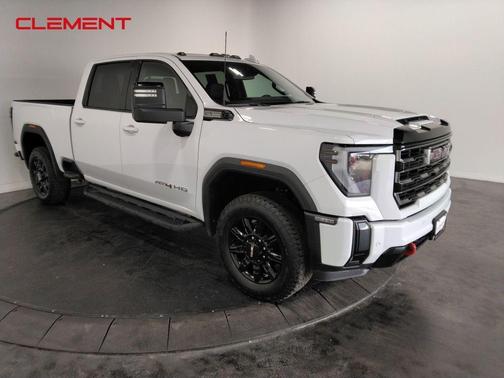 2025 GMC Sierra 2500 AT4