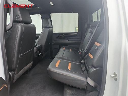 2025 GMC Sierra 2500 AT4