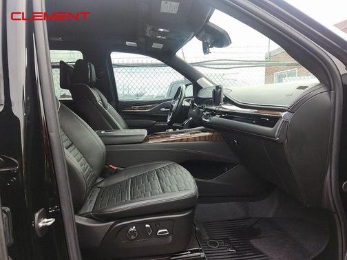 2023 Cadillac Escalade Sport Platinum