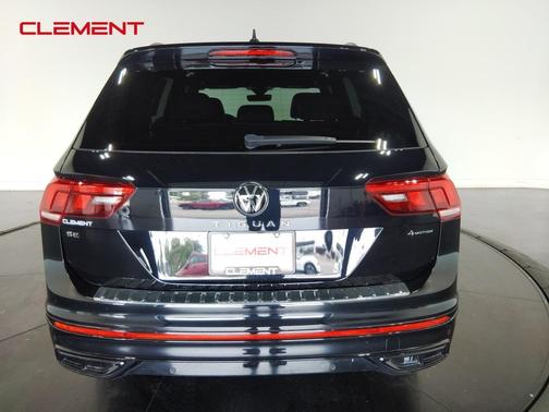 2022 Volkswagen Tiguan 2.0T SE R-Line Black