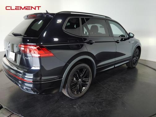 2022 Volkswagen Tiguan 2.0T SE R-Line Black