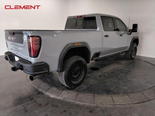 2024 GMC Sierra 2500 AT4X