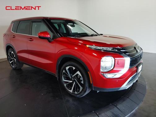 2023 Mitsubishi Outlander SE