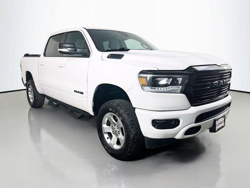 Bright White Clearcoat 2021 RAM 1500 Big Horn