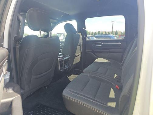 Bright White Clearcoat 2021 RAM 1500 Big Horn