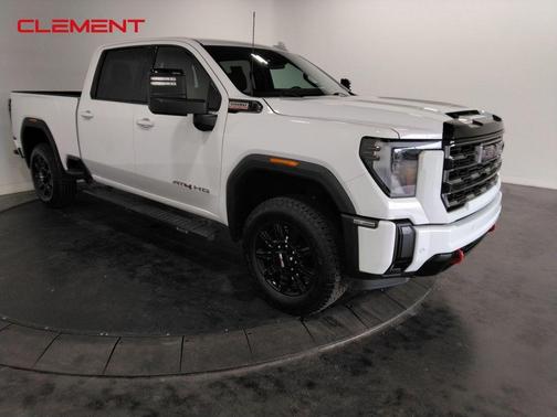 2025 GMC Sierra 2500 AT4