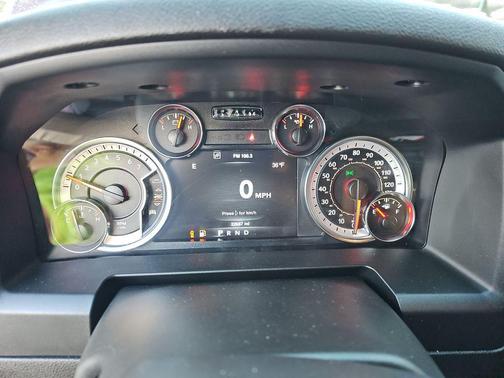 2022 RAM 1500 Classic SLT