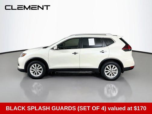 White 2019 Nissan Rogue SV