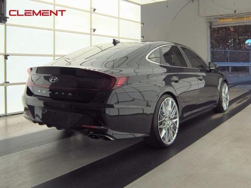 2023 Hyundai SONATA SEL