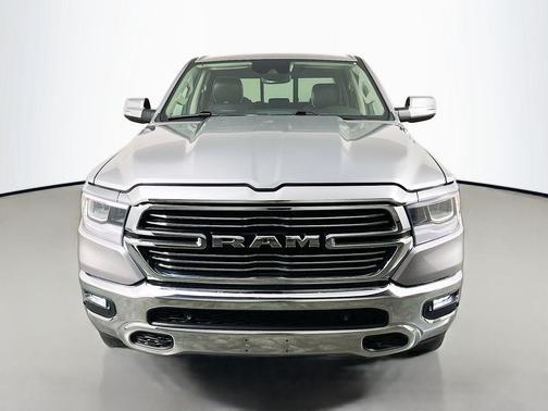 Billet Silver Metallic Clearcoat 2022 RAM 1500 Laramie