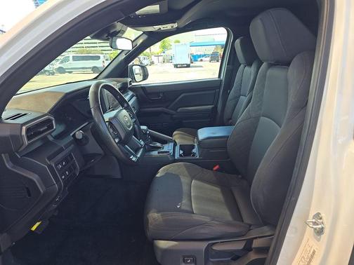 Ice 2024 Toyota Tacoma SR