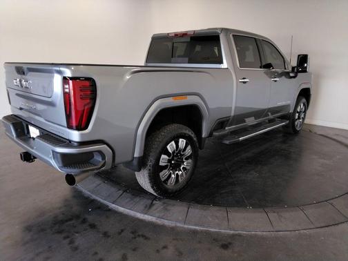 2024 GMC Sierra 2500 Denali