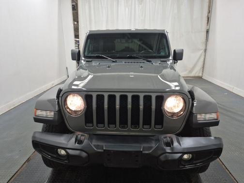 Sting Gray Clearcoat 2021 Jeep Wrangler Unlimited Sahara Altitude