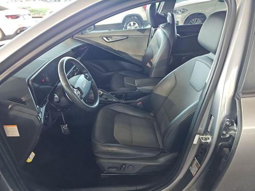 Steel Gray 2023 Kia Niro Plug-In Hybrid EX