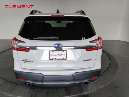 2023 Subaru Ascent Premium 8-Passenger