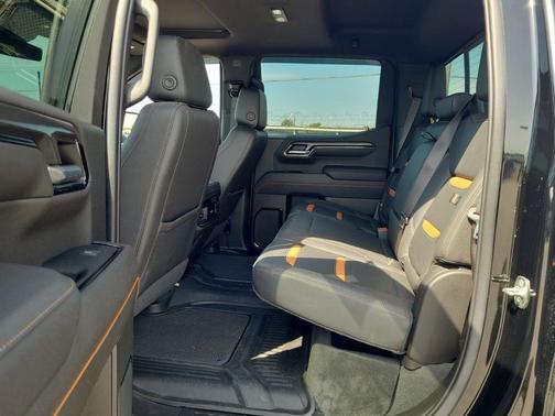 Onyx Black 2022 GMC Sierra 1500 AT4