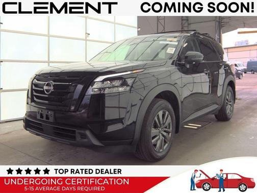 2024 Nissan Pathfinder SV