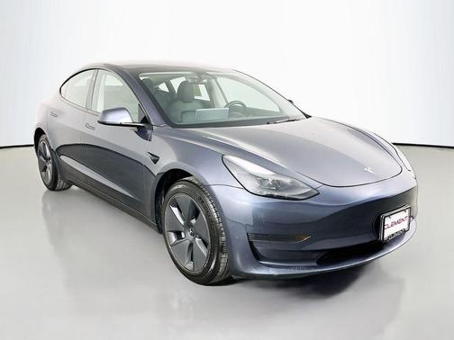 Midnight Silver Metallic 2023 Tesla Model 3 Base