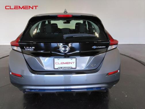 2022 Nissan Leaf SV PLUS