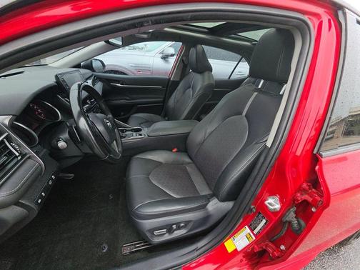 Supersonic Red / Midnight Black Metallic 2023 Toyota Camry XSE