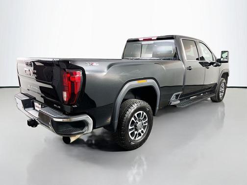 Ebony Twilight Metallic 2023 GMC Sierra 3500 SLE