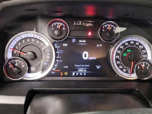 Granite Crystal Clearcoat Metallic 2021 RAM 1500 Classic SLT