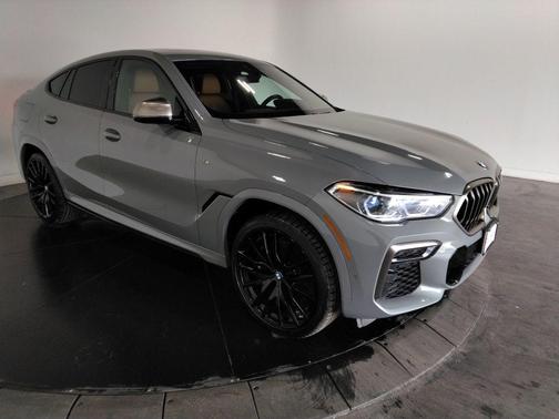 2022 BMW X6 M50i