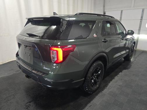 Forged Green Metallic 2022 Ford Explorer Timberline