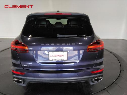 2018 Porsche Cayenne Base
