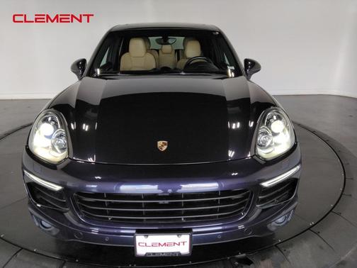 2018 Porsche Cayenne Base