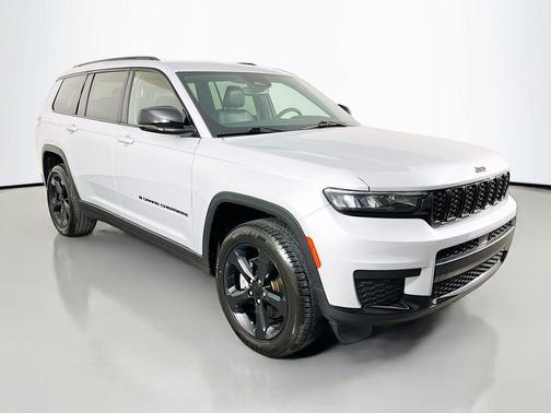 Silver Zynith 2023 Jeep Grand Cherokee L Laredo