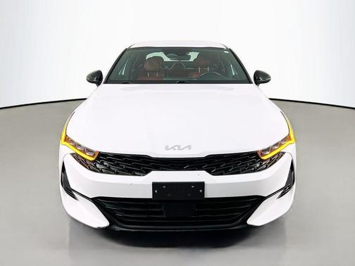 Glacial White Pearl 2023 Kia K5 GT-Line