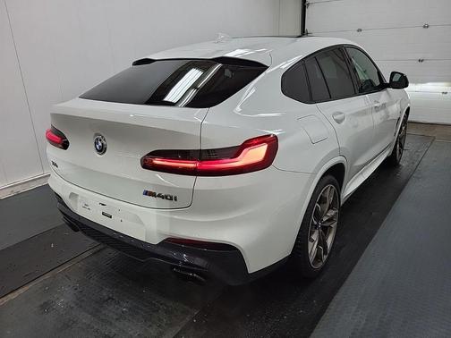 Alpine White 2021 BMW X4 M40i