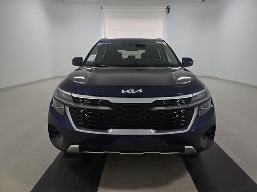 Dark Ocean Blue 2024 Kia Seltos EX
