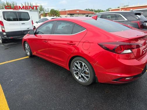 2020 Hyundai ELANTRA Limited