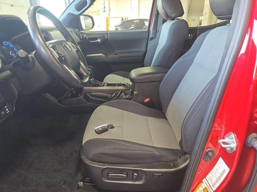 Barcelona Red Metallic 2021 Toyota Tacoma TRD Sport