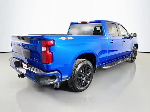 Glacier Blue Metallic 2024 Chevrolet Silverado 1500 Custom