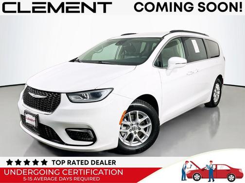 Bright White Clearcoat 2022 Chrysler Pacifica Touring-L