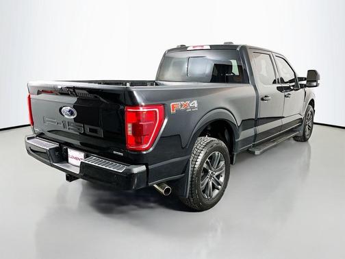 Agate Black Metallic 2022 Ford F-150 XLT