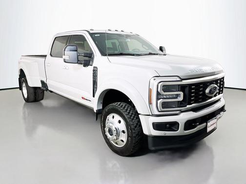 Avalanche 2025 Ford F-450 Platinum