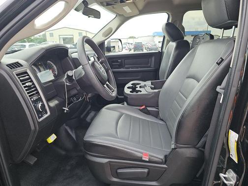 Diamond Black 2023 RAM 1500 Classic Tradesman