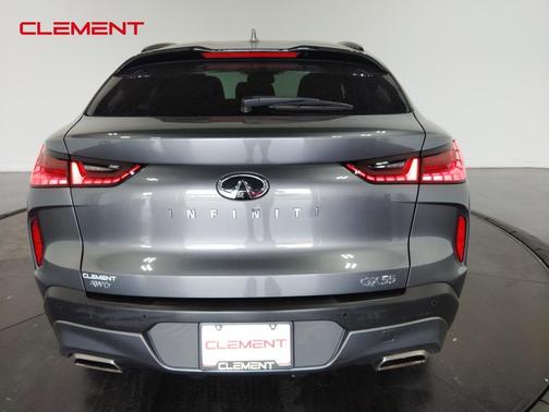 2022 INFINITI QX55 LUXE