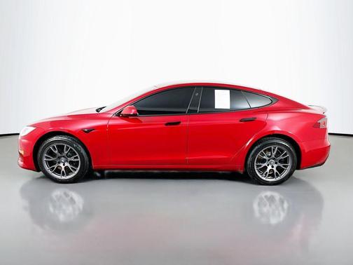 Red Multi 2021 Tesla Model S Plaid