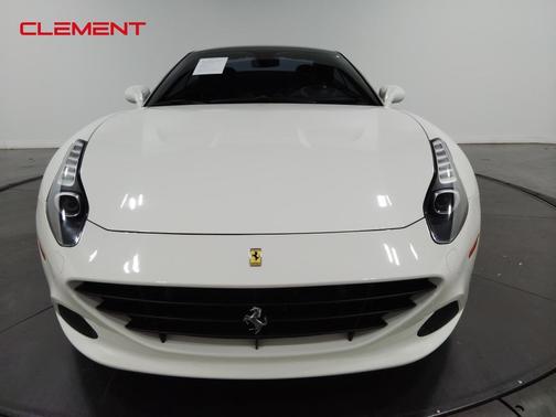 2016 Ferrari California T
