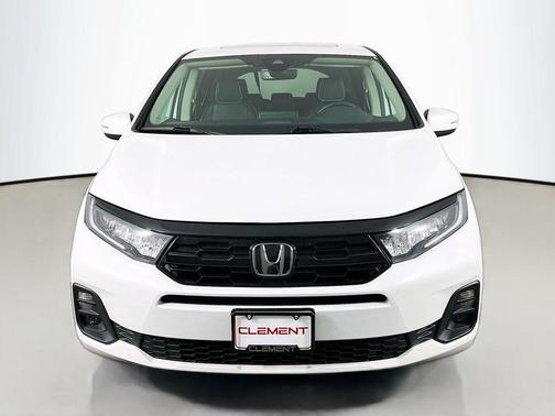 Platinum White Pearl 2025 Honda Odyssey Touring