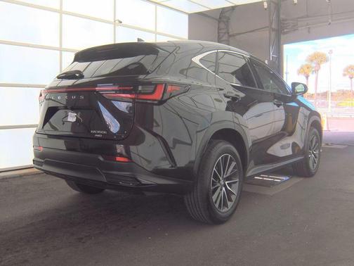 2025 Lexus NX 350h Base