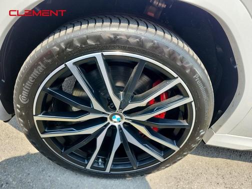 2022 BMW X6 M50i