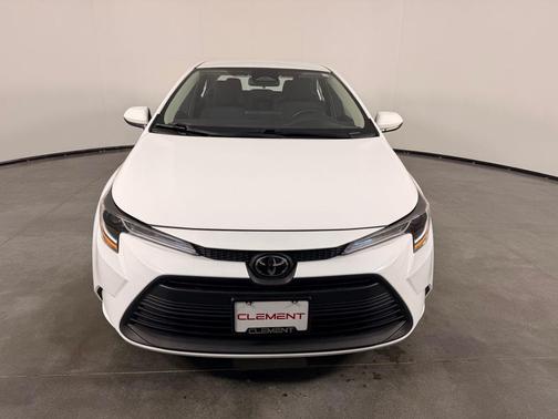 Ice 2025 Toyota Corolla LE