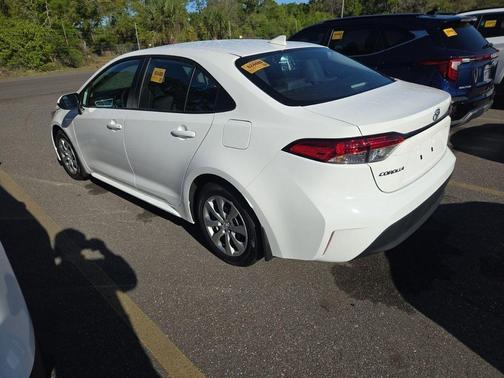 Ice 2025 Toyota Corolla LE